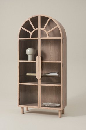 Jotex - Vitrineskap Hvitsåpet - SANDOR - Kjøp Skap & Vitrineskap hos Jotex