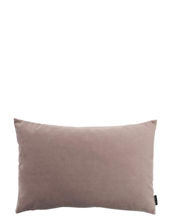 Velvet Cushion Cover Wo Strap Home Textiles Cushions & Blankets Cushion Covers Vaaleanpunainen Louise Smærup