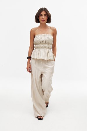 NA-KD weite, fließende Hose mit mittlerer Taille - Sommerhosen - Beige - EU 32