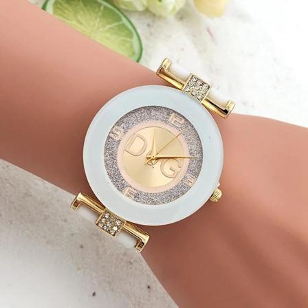 Dqg Lyxigt Varumärke Enkel Design Damer Kvarts Klockor Svart Och Vit Silikonrem Stor Urtavla Kreativt Mode Armbandsur WHITE