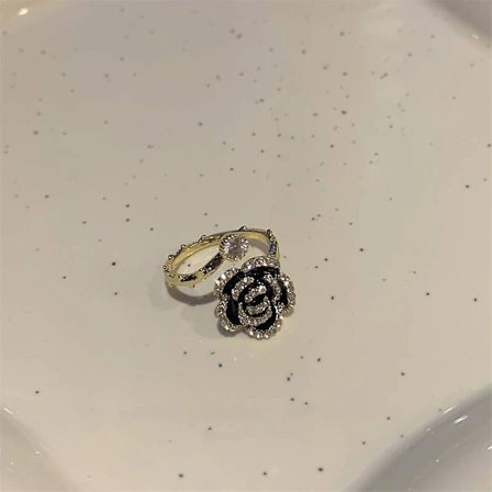 (pow yeah!) Ringar Svart Kamelia Ring For Kvinner Justerbare Ringer