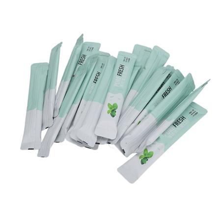 3 påsar Näsa bomullsdynor Olika storlekar Slutar snabbt blöda Rullad bomullstuss för näsblod