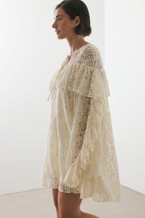 NA-KD - Minikjole med blonder, volanger og lange ermer - Festkjoler - Beige - EU 36