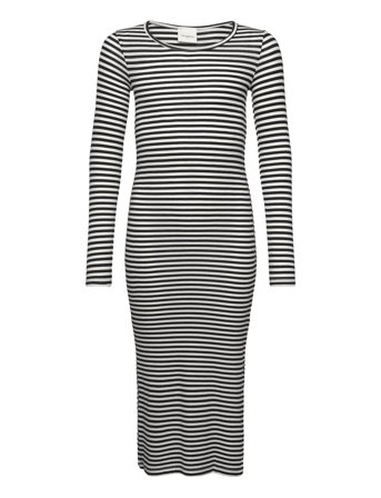 Sofie Schnoor Young | Facitasy Dress | 176