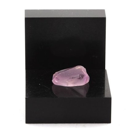 Stenar och mineraler. Kunzitis. 6,81 cent. Konarprovinsen, Afghanistan.