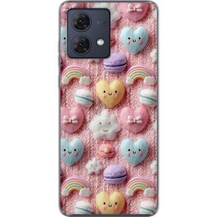 Yhteensopiva Puhelinkuori Motorola Moto G84 Pastellimotiiivi sydämillä, pilvillä, sateenkaarilla ja makaronseilla vaaleanpunaisella taustalla suloises
