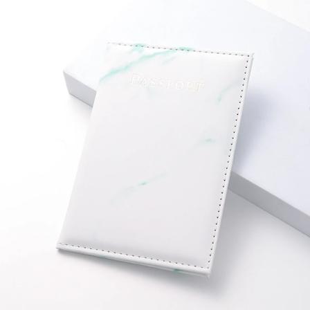 Passstempelholder i marmor-mønster - Pascover til mænd og kvinder - Beskyttende pascover til rejser - ID- og kreditkort-holder - Engros wtgn