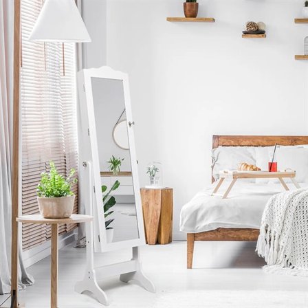 Smykkeskab med spejl i fuld længde og lås – Hvid