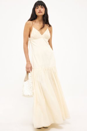 NA-KD - Kjole med rysjer og stropper - Ballkjoler - Beige - EU 42