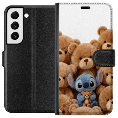 Kompatibel Tegnebogsetui til Samsung Samsung Galaxy S22 5G Sød og sikker illustration med Stitch omgivet af bamser, der skaber en varm og legende fø