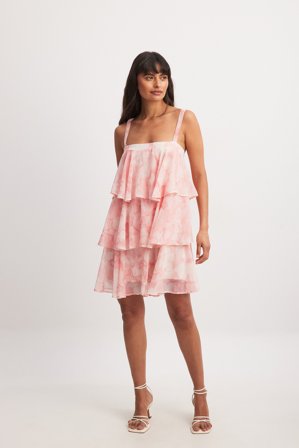 NA-KD - Tiered Chiffon Mini Dress - Chiffon Kjoler - Rosa - EU 42
