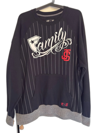 Famous sweatshirt size xl