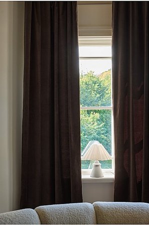 Jotex - Fluwelen Gordijn 2-pak Chocoladebruin Chocoladebruin - SAMANTHA - Koop Fluwelen gordijnen bij Jotex