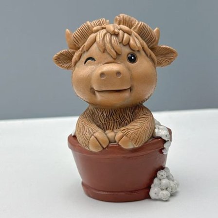 Anime Highland Cow Statue - Skotsk ku-figur, Resin / Utendørs dekor med sittende og stående stillinger