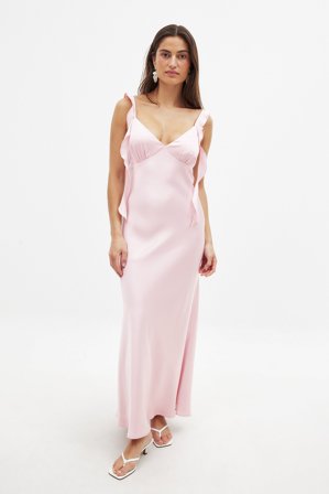 NA-KD Satin Ruffle Shoulder Midi Dress - Studenterkjoler - Pink - EU 44