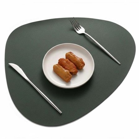 4-pakning Dekkebrikke i Kunstskinn Avrundet Grønn 43x36cm