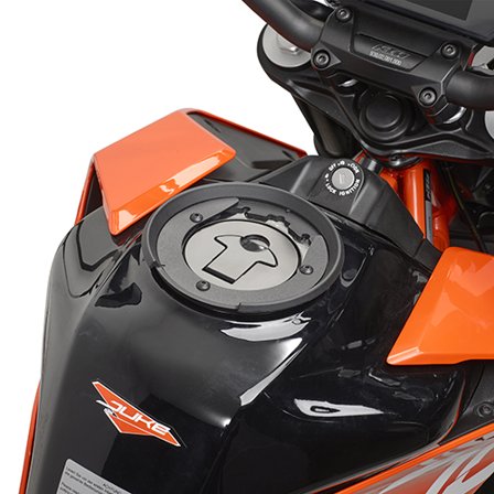 Příruba Givi TankLock - KTM 390 Duke 2017-2021