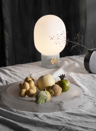 JWDA bordlampe H29 - betong/opal