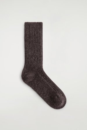 COS Femme Chaussettes Côtelées En Cachemire in Marron
