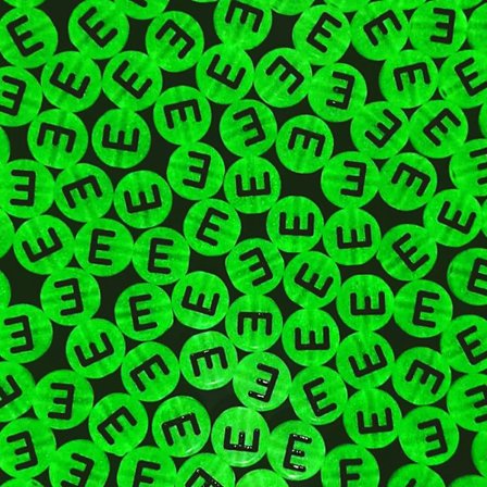 500 st bokstavspärlor, lyser i mörkret, 4x7 mm akryl pärlor, vokal bokstav E pärlor, alfabet pärlor, runda bokstavspärlor för armband (bokstav E)