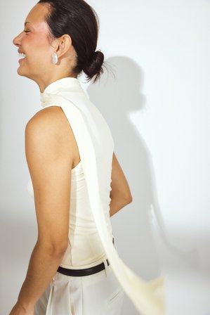 NA-KD Soft Line topp med scarf - Scarf toppar - OffVit - L (EU 42-44)
