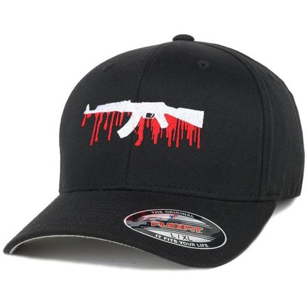GUNS n SKULLS - Svart flexfit Keps - Bloody AK47 Black Flexfit @ Hatstore