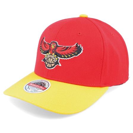 Mitchell & Ness - NBA Červená adjustable Kšiltovka - Atlanta Hawks Team 2 Tone 2.0 Red/Yellow Adjustable @ Hatstore