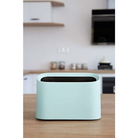 Miniatyr soptunna för bänkskiva, kosmetisk soptunna kan användas i badrumsskåpet, köket, kontoret och skrivbordet i himmelsblå