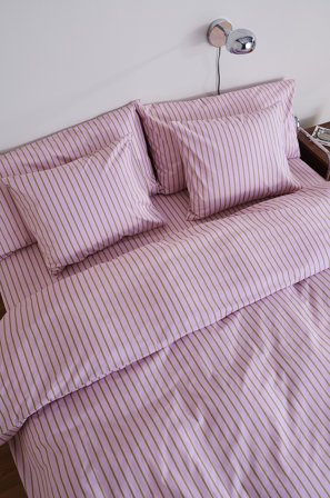 Jotex - Sengesett Dobbeltseng Økologisk Lilla/olivengrønn - SIMA - Kjøp Dobbeltseng hos Jotex