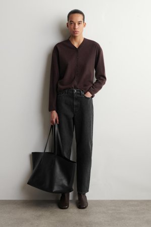 COS Women's Arch Tapered Jeans in Black