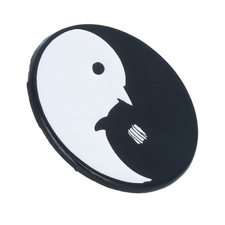 Cap Pins - Svart Tillbehör - Cartoon Yin Yang Metal Enamel Pin @ Hatstore