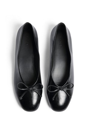 NA-KD Ballerinas mit abgerundeter Form - Flache Schuhe - Schwarz - EU 37