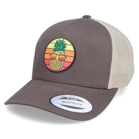 Iconic - Bruin trucker Cap - Pineapple Sunset Patch Brown/Khaki Trucker @ Hatstore