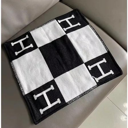 Putetrekk Nordisk ins pute to-i-ett kontorryggstøtte luksuriøs dobbelbruk sofapute svart black-tfrf black