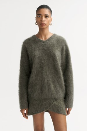 Soft Goat - Brushed v-neck - M - Olive