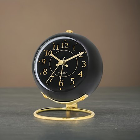 1 kpl 3,5 tuuman Americ Creative Macaron -värinen metallinen herätyskello | Rauta matta kuori leivontamaaliprosessilla, kultainen kohokuvioitu 