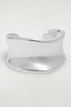 COS Women's Sculpted Brushed Cuff in Silver-coloured