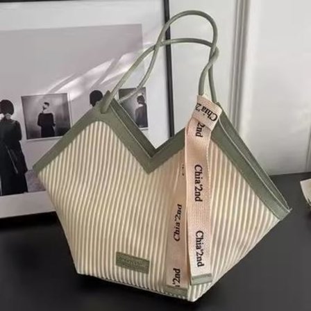 Huippuluokan laukut naisille 2024 uusi korealainen tyyli muodikas monipuolinen olkalaukku suuri kapasiteetti työmatkalaukku