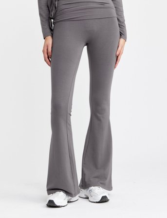 Drop of Mindfulness Folding Waistband Flare - Grey - L