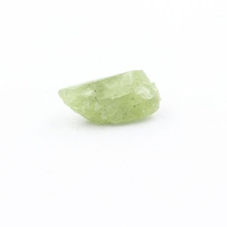 Kivet ja mineraalit. Tsavorite-granaatti.3,140 ct. Manyaran alue, Tansania.
