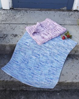 Stickad babyfilt Hållö