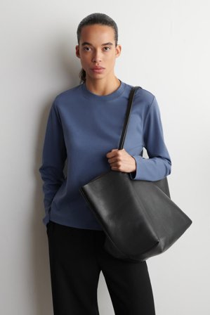 COS Women's Clean Cut Long Sleeve T-Shirt in Blue