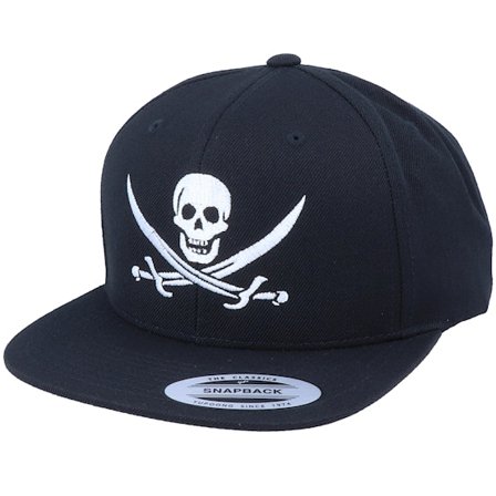 Iconic - Zwart snapback Cap - Jolly Roger Pirate Black Snapback @ Hatstore