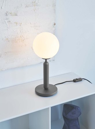 Miira bordlampe - rock grey/opal