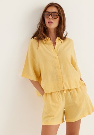 VERO MODA - Vmlinn 2/4 SHORT SHIRT WVN NOOS - Golden Haze