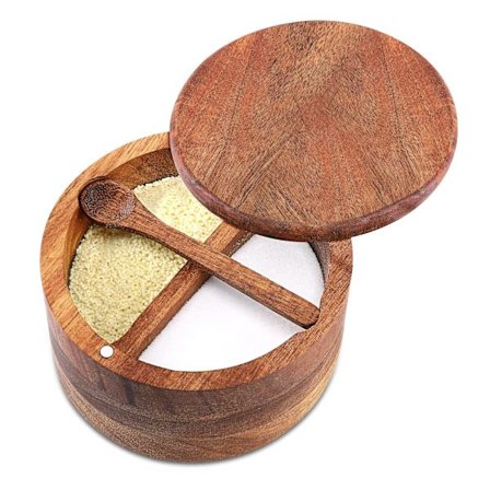 Skål i tre for salt og pepper, oppbevaringsboks med innebygd skje og magnetisk roterende lokk (to rom, 340 gram)