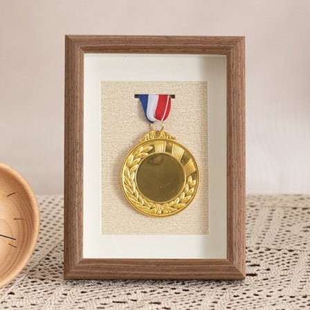 7-tommers Marathon Medalje Display Stativ Badge Massivt Tre Oppbevaringsboks