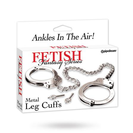 Leksak för bondage- & Fetish - Metal Leg Cuffs - Lek stygga bondagelekar med din älskare iklädd harness från vuxen.se