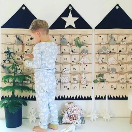 Adventskalender Påfyllningsbar julekalender Påfyllningsbar 24 lommer Stof Julekalenderhæng Juldekoration (sort) Sort