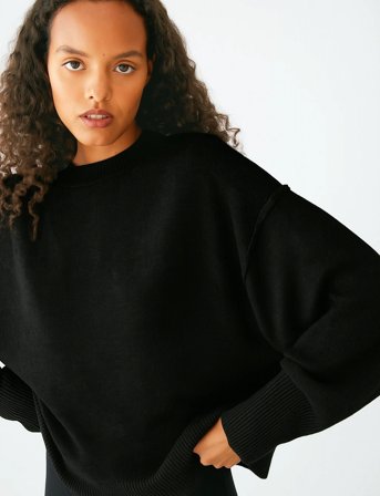 Movesgood Clara Boxy Sweater - Black - XS
